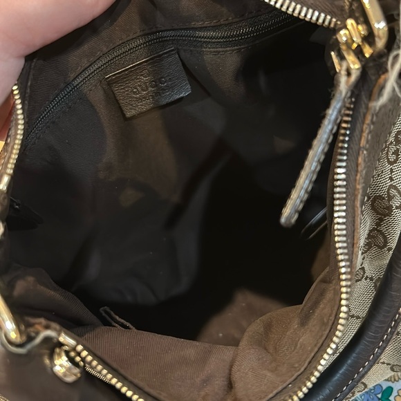 Gucci purse - Picture 10 of 14